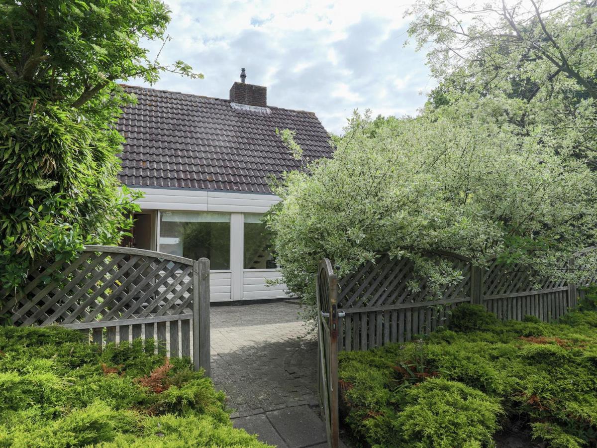 Cosy Holiday Home In Noordwijkerhout Near Lake Esterno foto