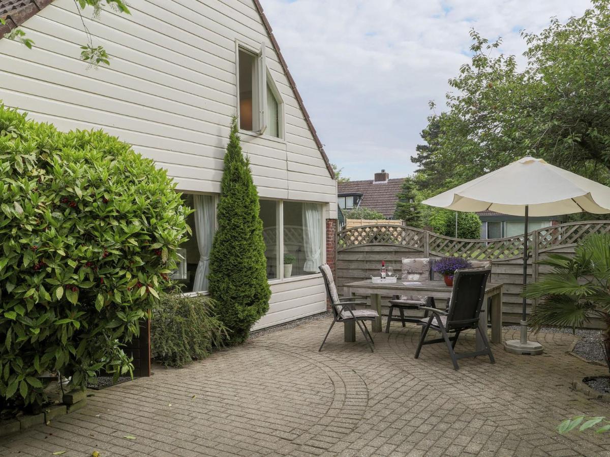 Cosy Holiday Home In Noordwijkerhout Near Lake Esterno foto