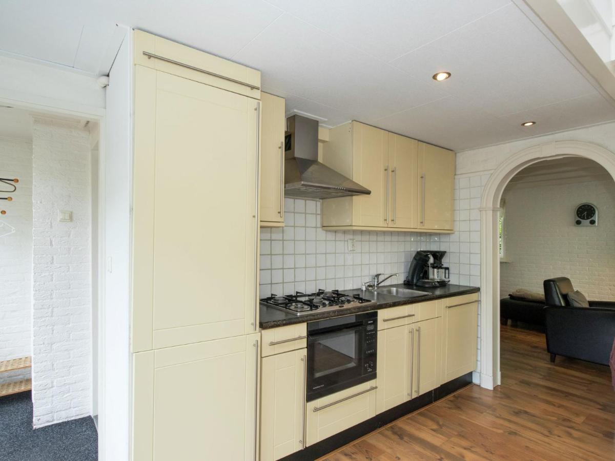 Cosy Holiday Home In Noordwijkerhout Near Lake Esterno foto